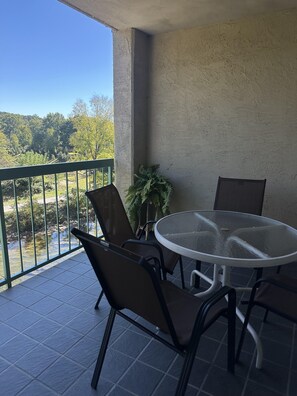 Condo, 1 Bedroom | Outdoor dining