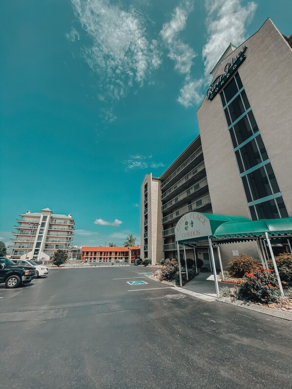 Condo, 1 Bedroom | Exterior