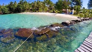 Beach nearby, free beach cabanas, beach massages - Kood Life (Ko Kood)