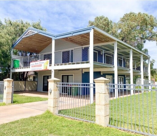 Dune View is a premium and stunning holiday home.