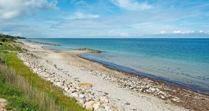 Amazing home in Gilleleje with kitchen