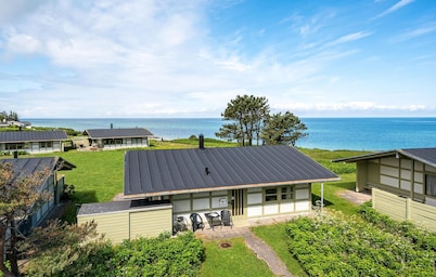 Amazing home in Gilleleje with kitchen