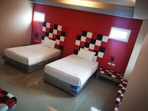 スタンダード ツインルーム | WiFi (無料)