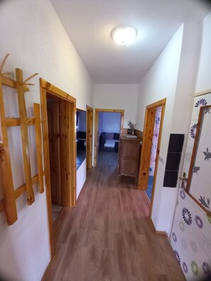 2 bedrooms, free WiFi, bed sheets