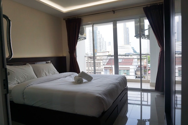 Bureau, lits pliants/supplémentaires, Wi-Fi gratuit