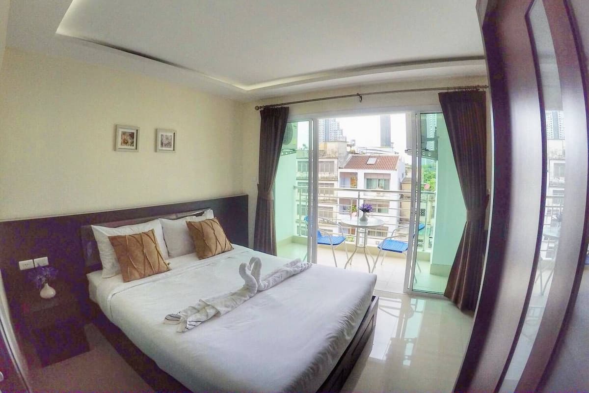 2-Bedroom Family Room | Een bureau, extra bedden, gratis wifi