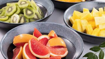 Petit déjeuner buffet servi tous les jours en supplément