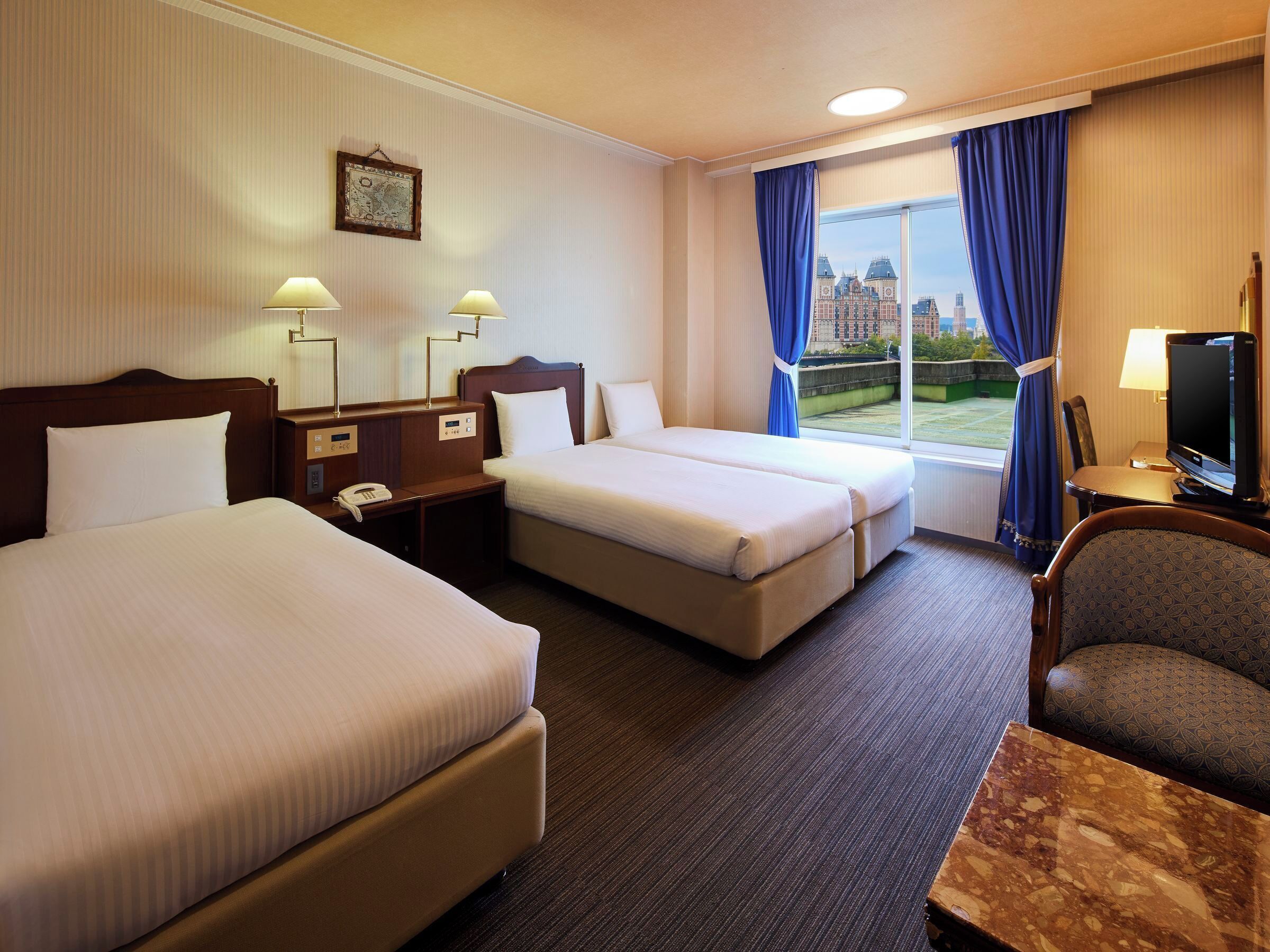 Accessible Twin Room(Non-smoking) | In-room safe, desk, blackout drapes, iron/ironing board