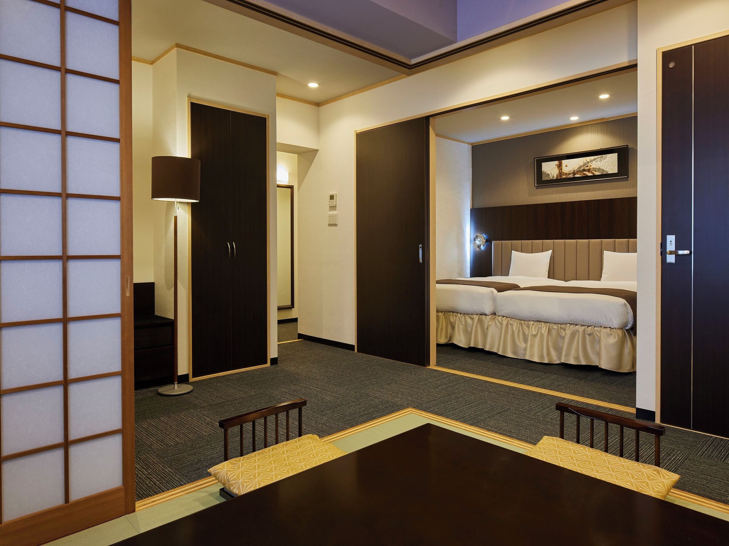 Premium Room(Non-smoking) | In-room safe, desk, blackout drapes, iron/ironing board