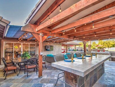 The Big House! 1 Acre! Pickleball, Hot Tub, Pool & More!