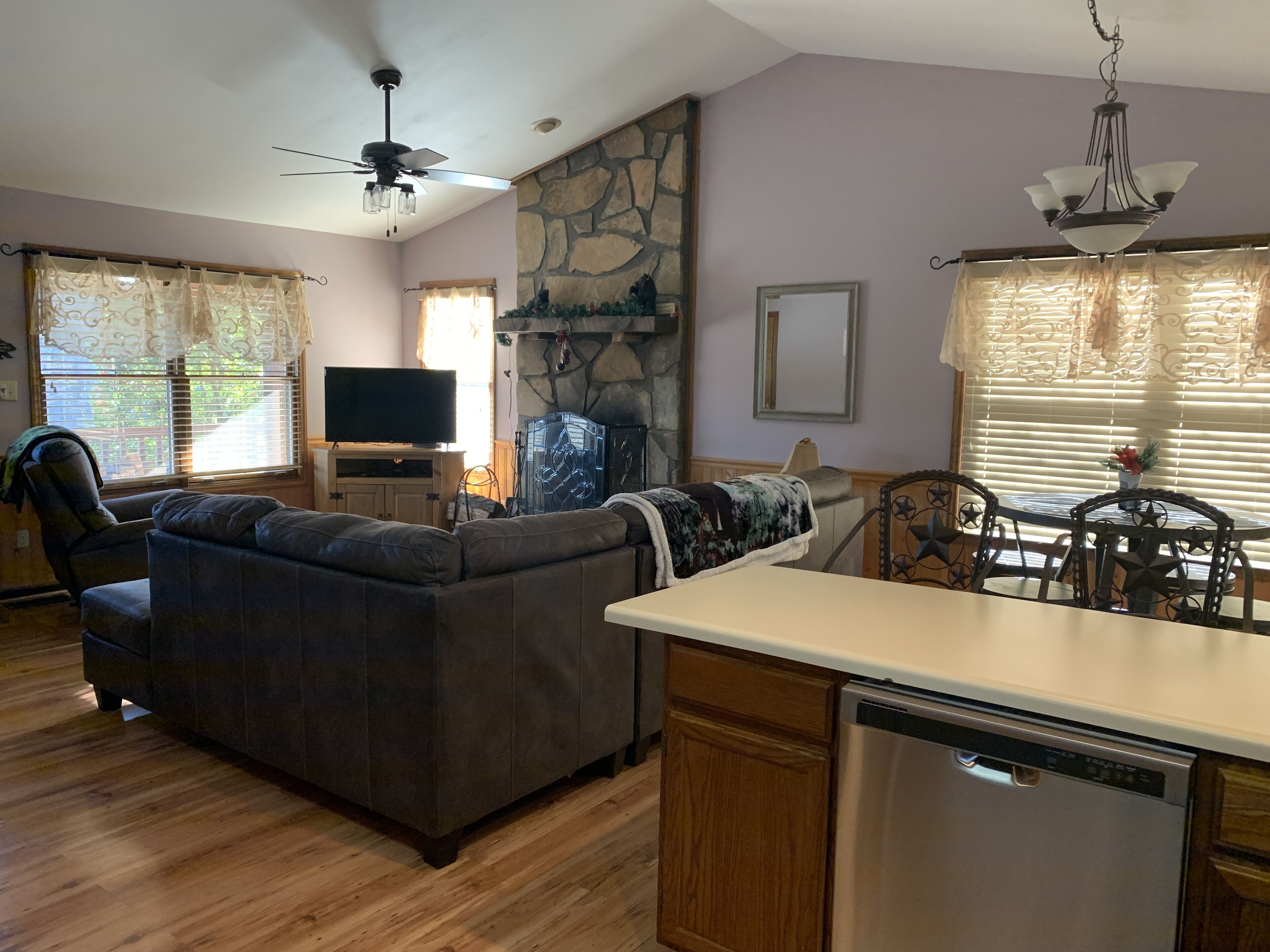 Trinity's Hideaway-Peaceful Side of the Smokies with Views