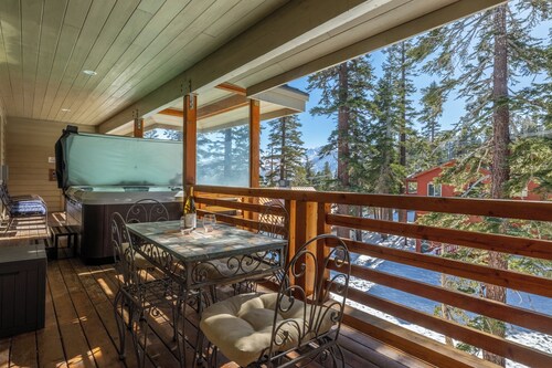Huge & Posh❆Steps Canyon-hissit & shuttlebussiClose Village -hotelli / sauna / autotalli