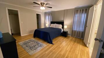 3 quartos, ferros/tábuas de passar roupa, Wi-Fi, roupa de cama