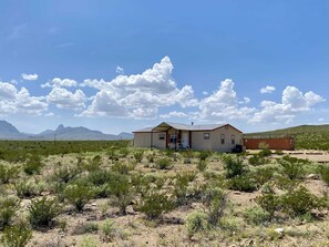 Exterior - Cactus Corazón: Comfortable, Spacious & Secluded (Alpine)