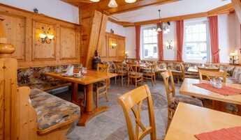 Daily buffet breakfast (EUR 14.5 per person)