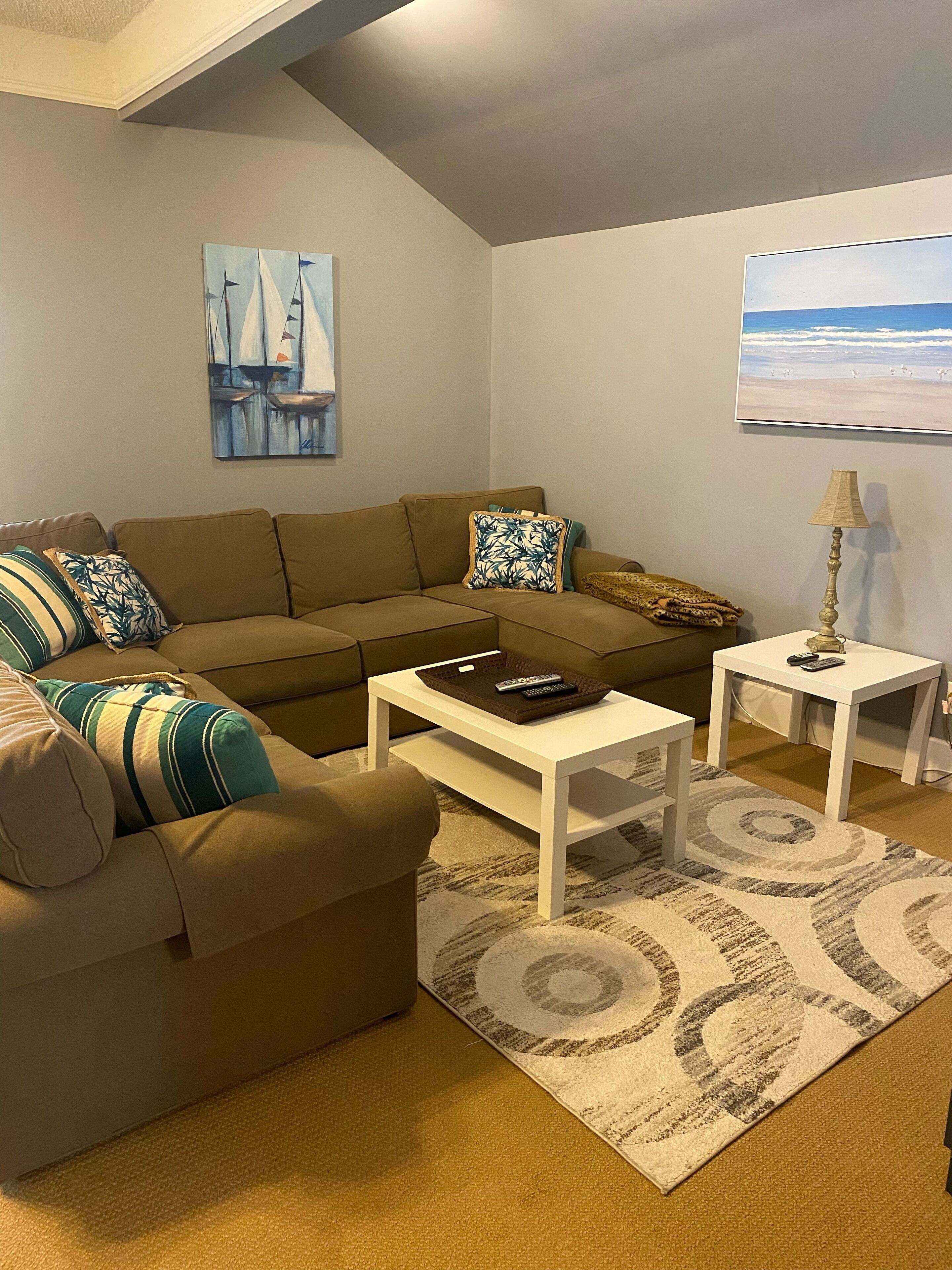 South Beach- 4 Bdrm/2 Bath, Great Location- Walk To Beach & Downtown