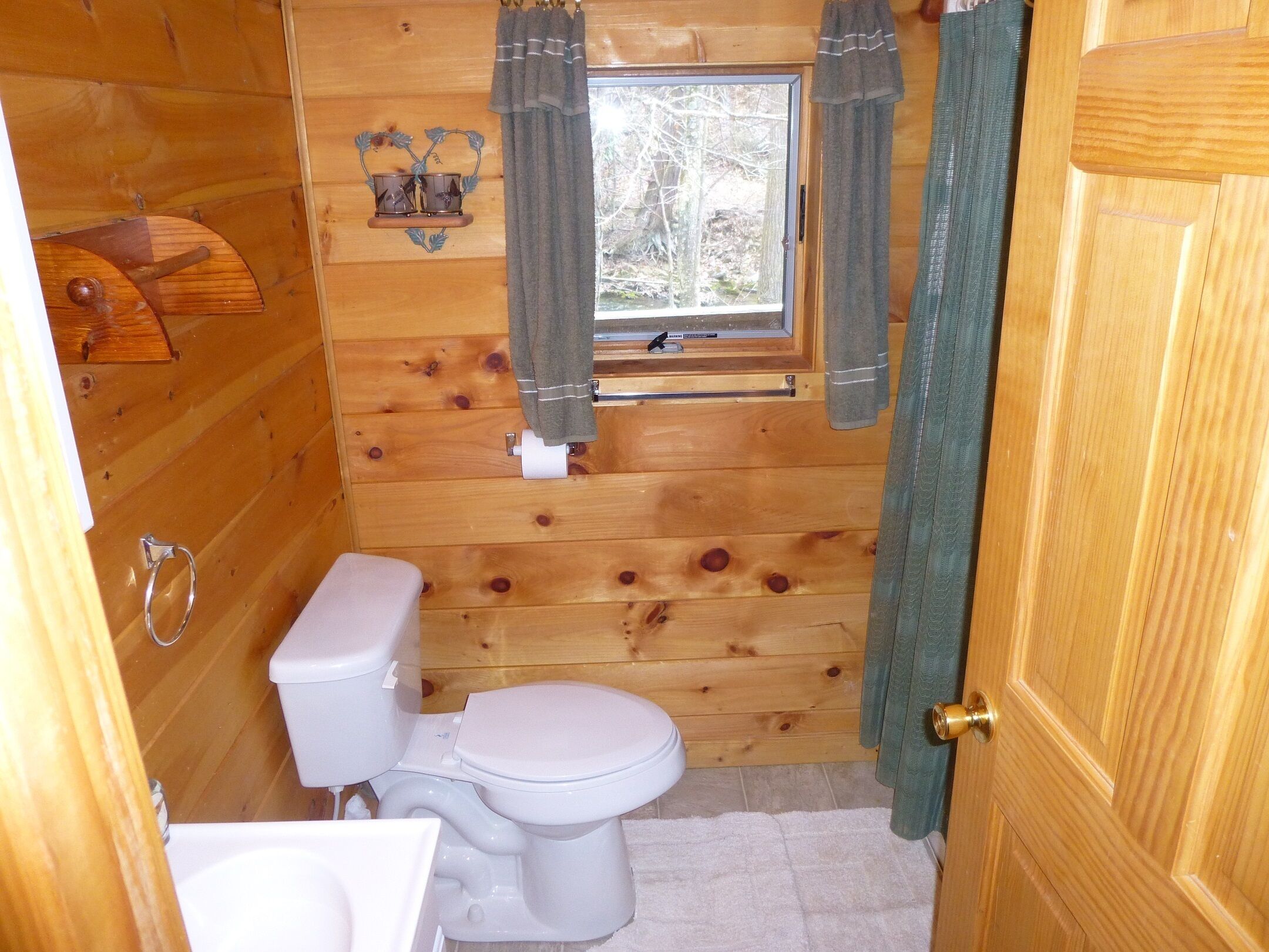 Small, quiet, romantic, reasonably priced cabin, next to a great trout stream