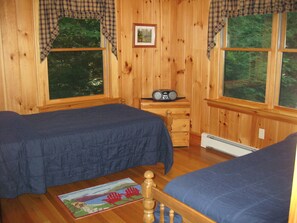 3 bedrooms, iron/ironing board, WiFi