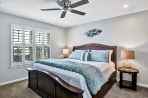 5 室のベッドルーム、アイロン / アイロン台、WiFi (無料)、ベッドシーツ