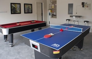 Games room - Glenbrook Retreat-Come in as Guests and Leave as Friends (Clermont)