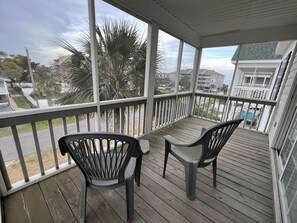 Property grounds - Professionally Decorated,100 Yards to Beach, Shared Pool (Surfside Beach)