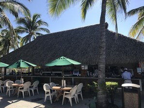 Outdoor dining - Nautical and Nice Marina Condo with Social Membership (Nuevo Vallarta)