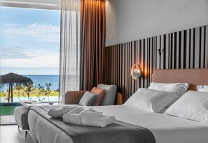 Premium bedding, minibar, in-room safe, desk - Hotel Verde Mar & SPA (Ribeira Grande)