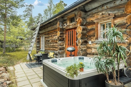 Bañera de hidromasaje exterior