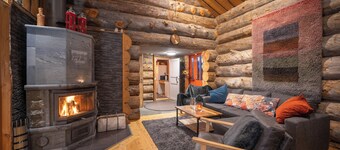 Kuukkeli Hirvas Suite