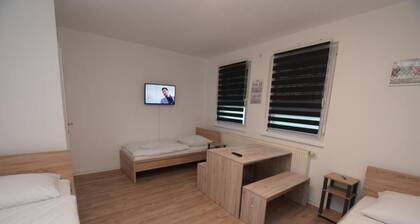 AB Apartments Messezimmer Möhringen - Hostel