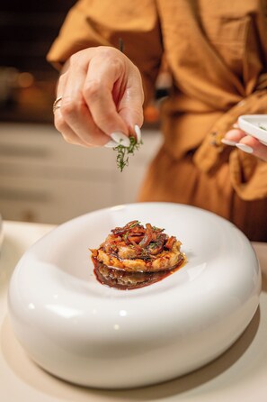 Family dining - Luxury Guest House Opus One (Faro)