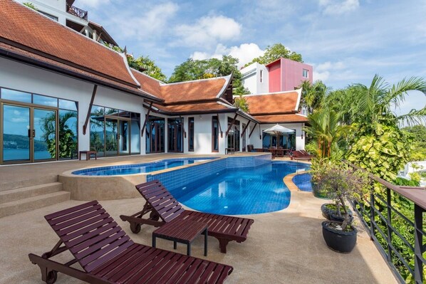 Pool - Pra Nang Villa 4102 – 5 Bedroom Luxury Villa with Stunning Patong Beach Views (Tambon Patong)