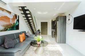 Luksusparitalo, 1 keskisuuri parisänky | Oleskelualue | Televisio