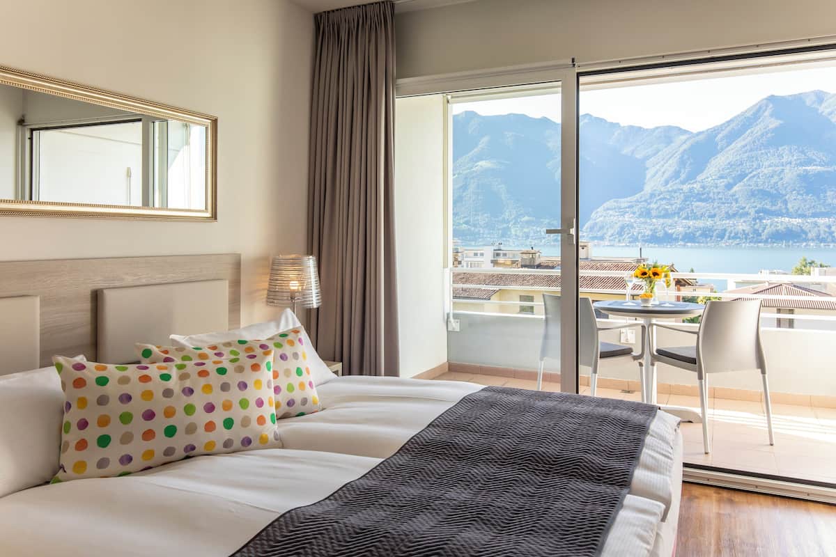 In-room safe, desk, blackout curtains, soundproofing