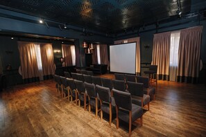 Meeting facility - Voevodyno Resort (Turia Pasika)