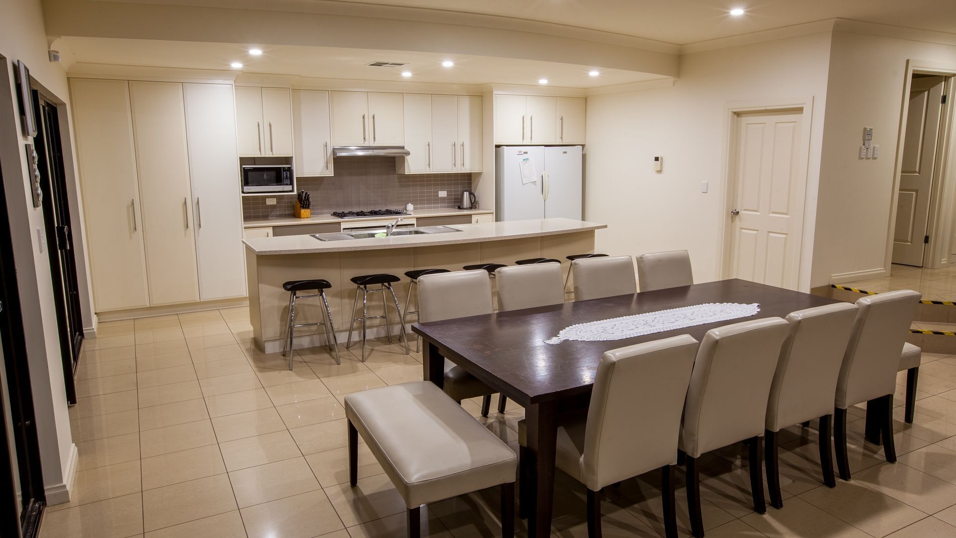 Stately Moorings - Luxury Large home with amazing views — image 6