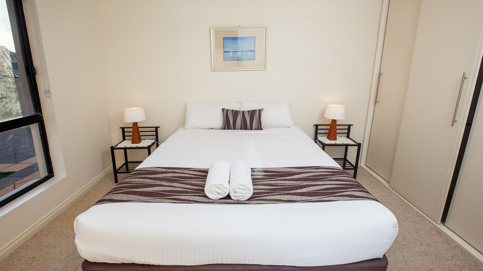 Stately Moorings - Luxury Large home with amazing views — image 11