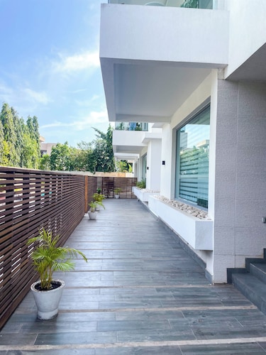 Accra Luxury Apartments at The Lul Water