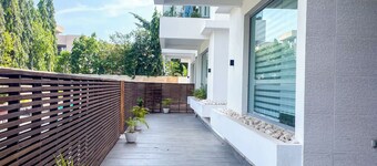 Accra Luxury Apartments at The Lul Water