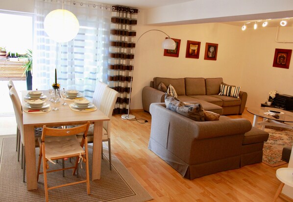 Comfort Apartment | In-room dining