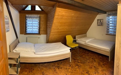 AB Apartment Objekt 122 - Hostel