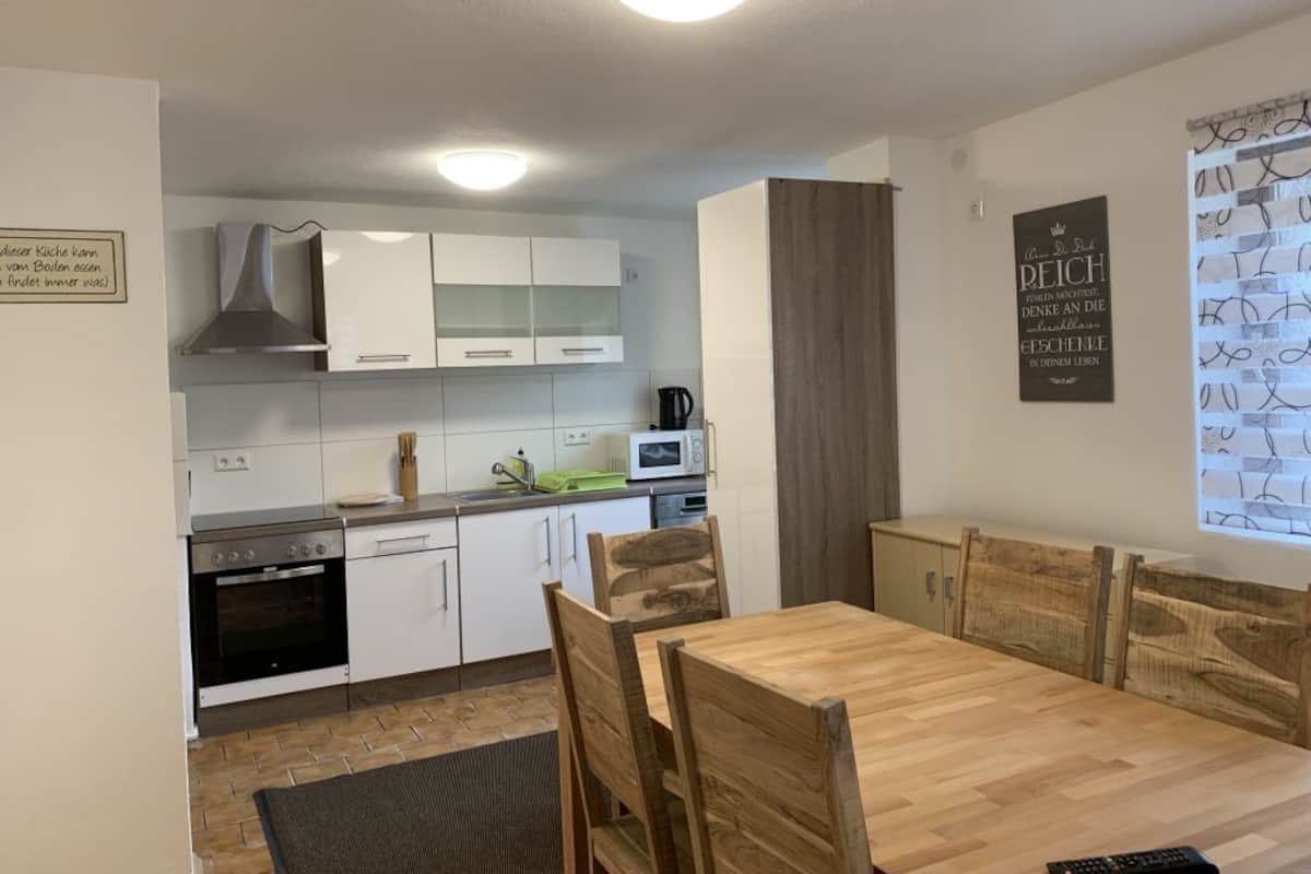 Fridge, microwave, oven, cookware/dishes/utensils