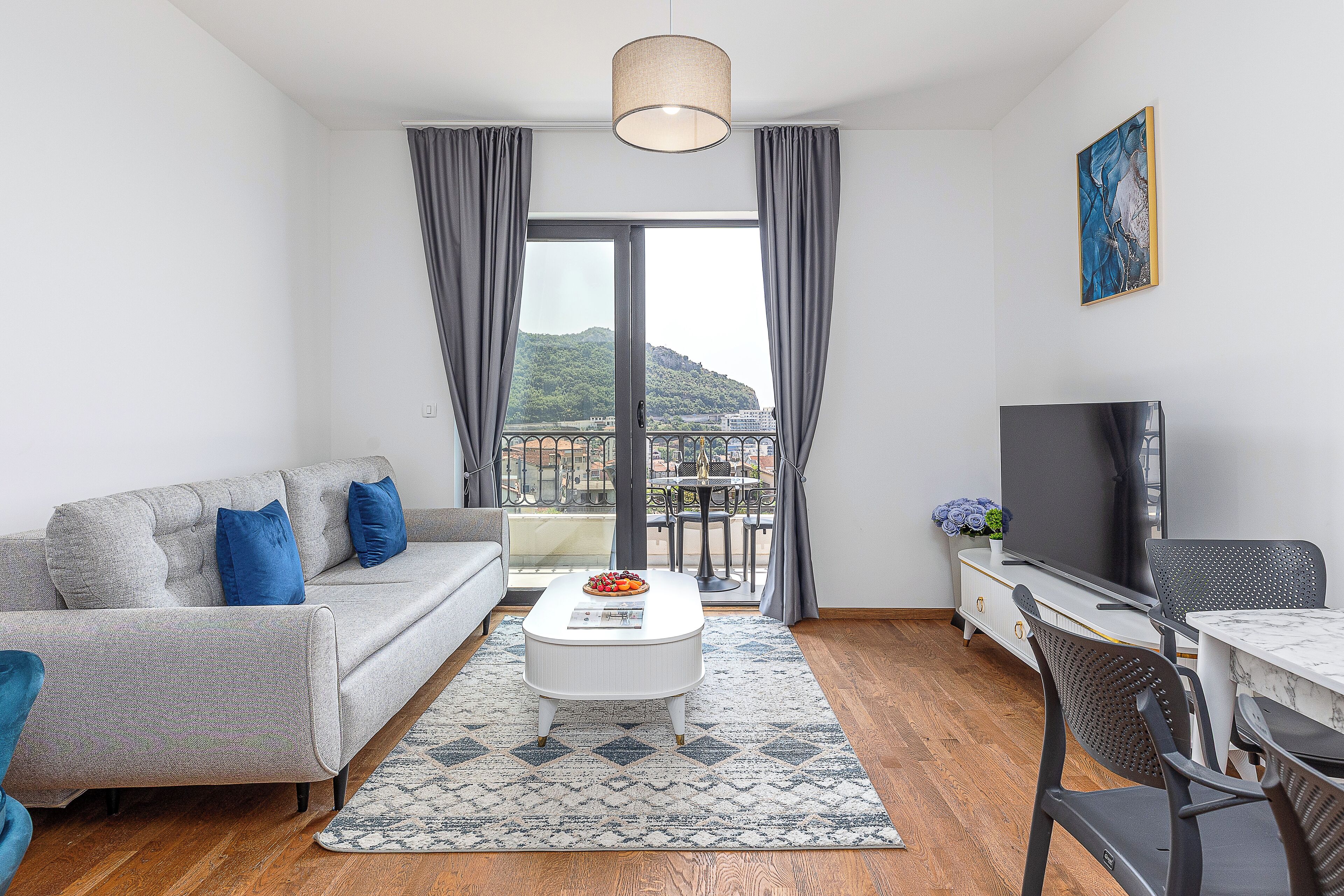 Télévision à écran plat