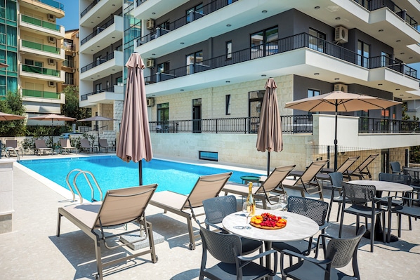 Seasonal outdoor pool