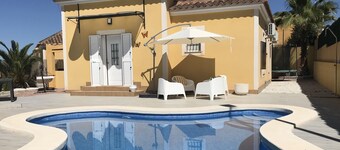 Villa Estrella with private pool and hottub in Mazarron