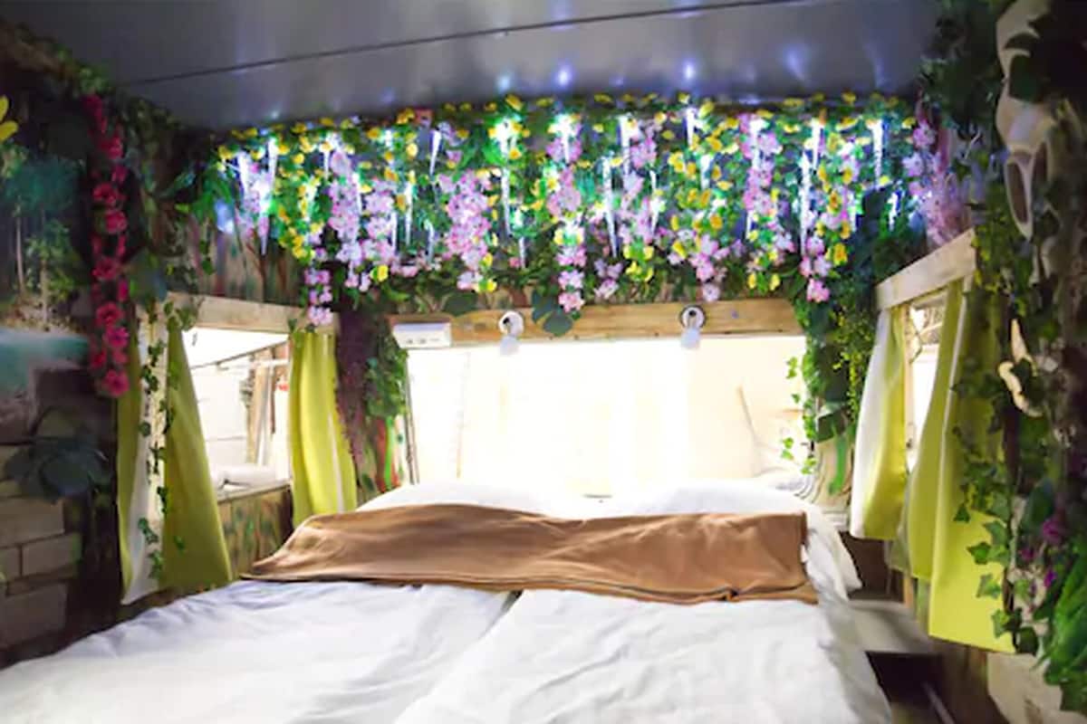 Double Room, Shared Bathroom (Peru Caravan) | Individually decorated, individually furnished, free WiFi, bed sheets