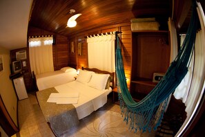 Kamar Triple Standar, 1 kamar tidur, lantai dasar | Brankas, Wi-Fi gratis, dan seprai linen