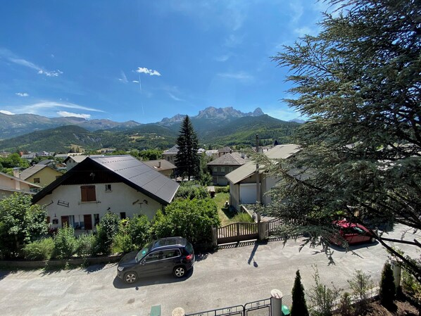 Property grounds - Apartment/ flat - Barcelonnette (Barcelonnette)