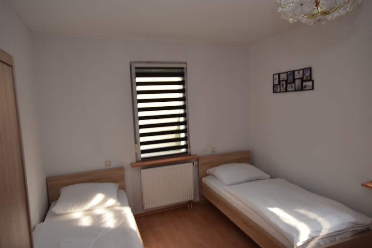 Apartment, 4 Bedrooms (111) | Free WiFi
