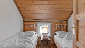 2 bedrooms, iron/ironing board, free cots/infant beds, rollaway beds